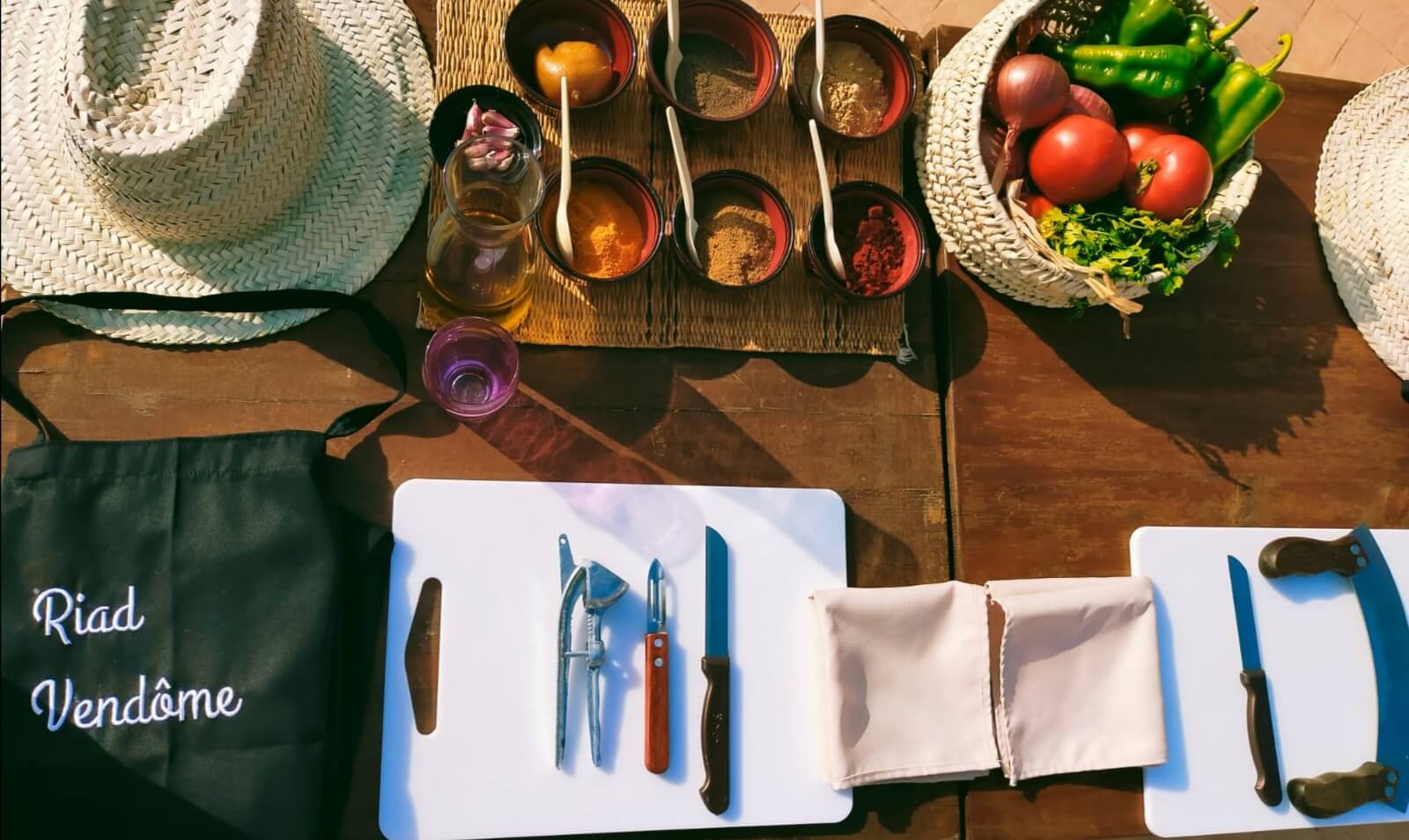 atelier culinaire pour groupe à Marrakech dans un riad de la médina